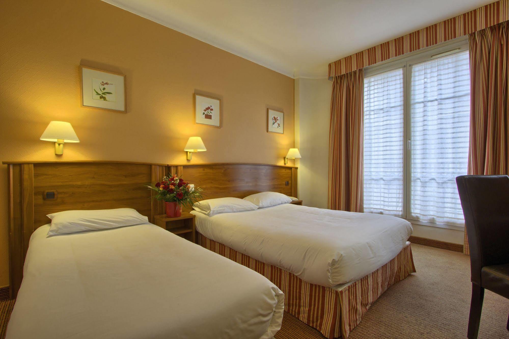 Timhotel Palais Royal Париж Екстериор снимка