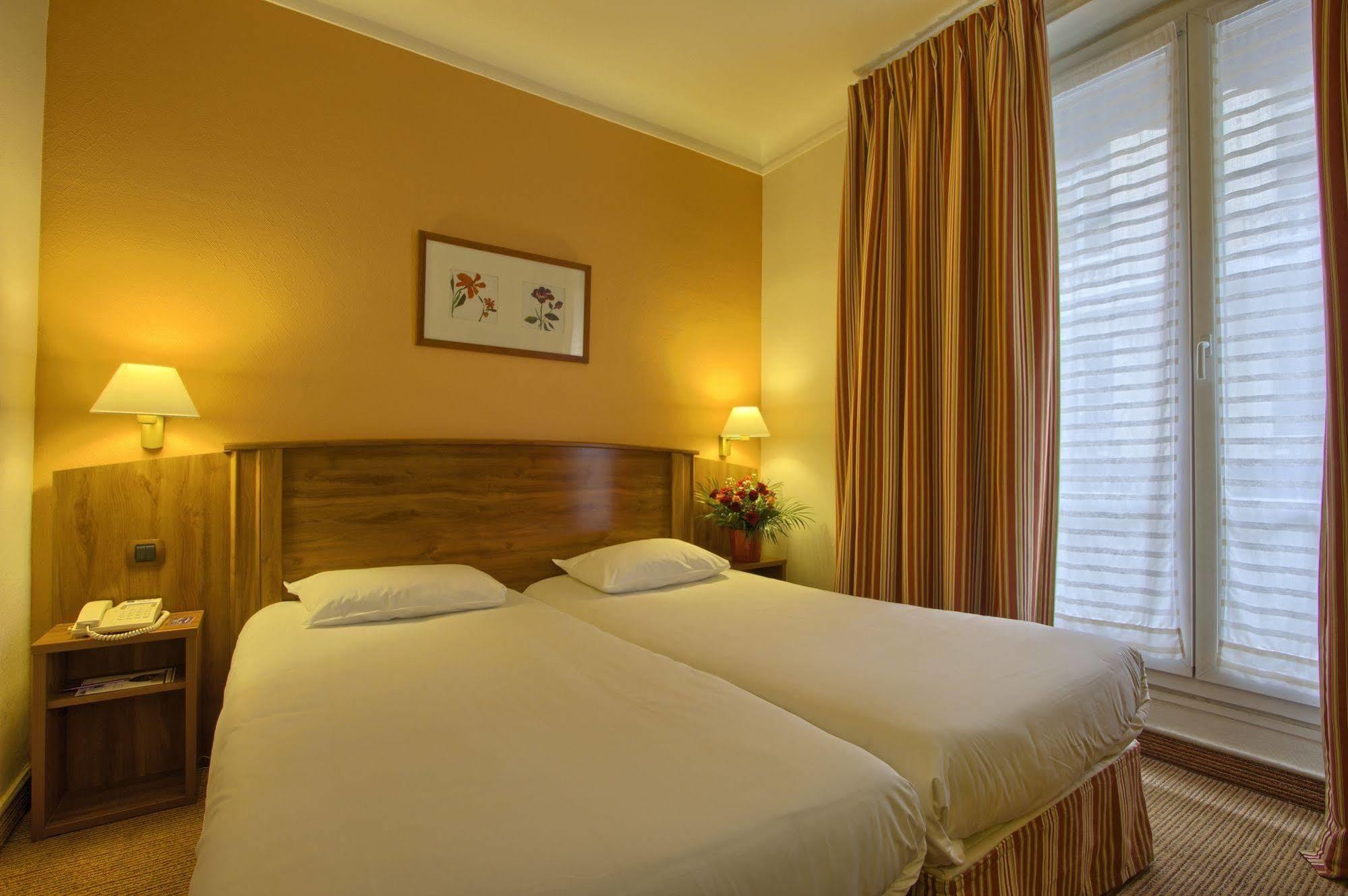 Timhotel Palais Royal Париж Екстериор снимка
